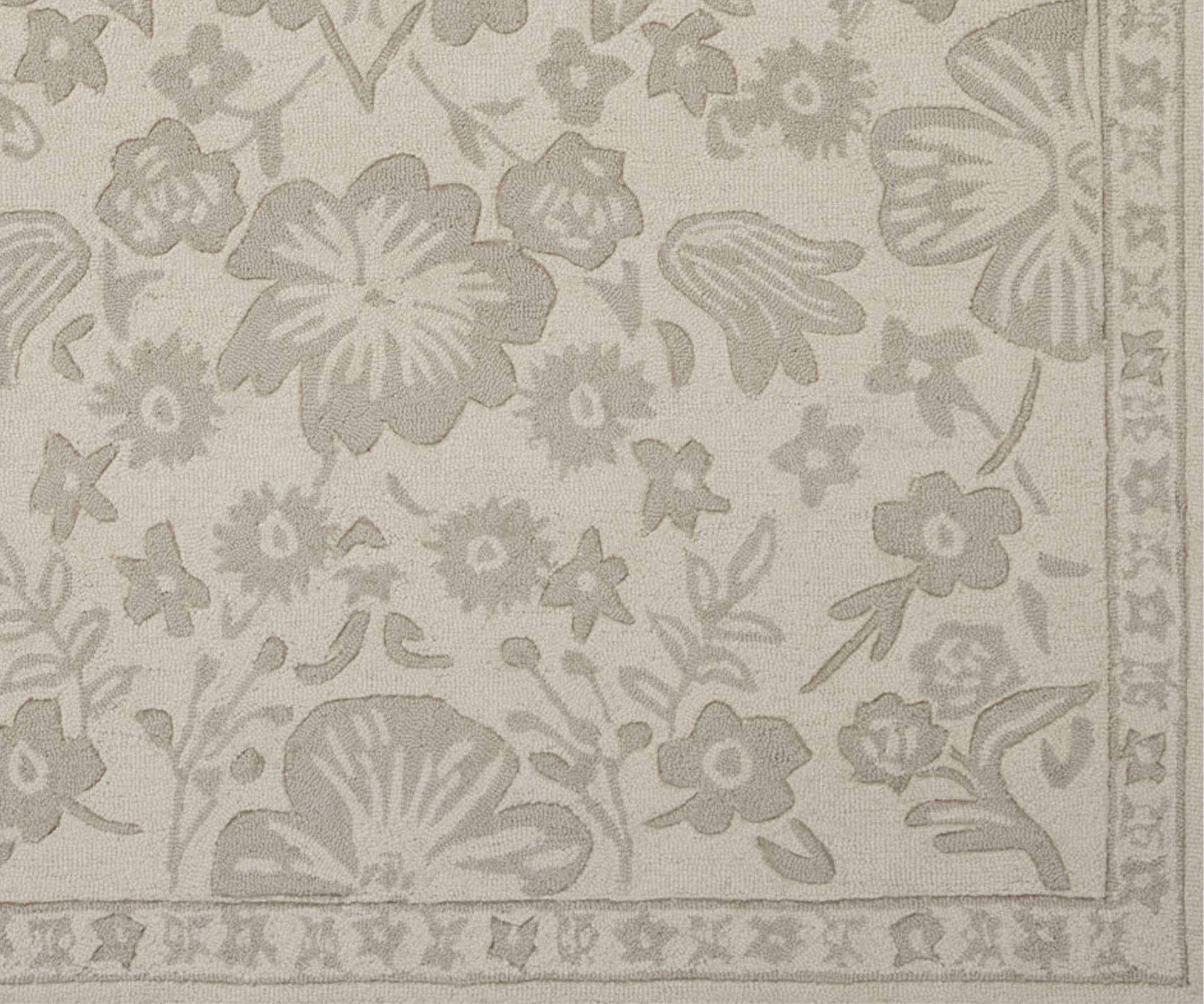 Arboretum Rose Garden Wool-Hooked Rug - Ivory