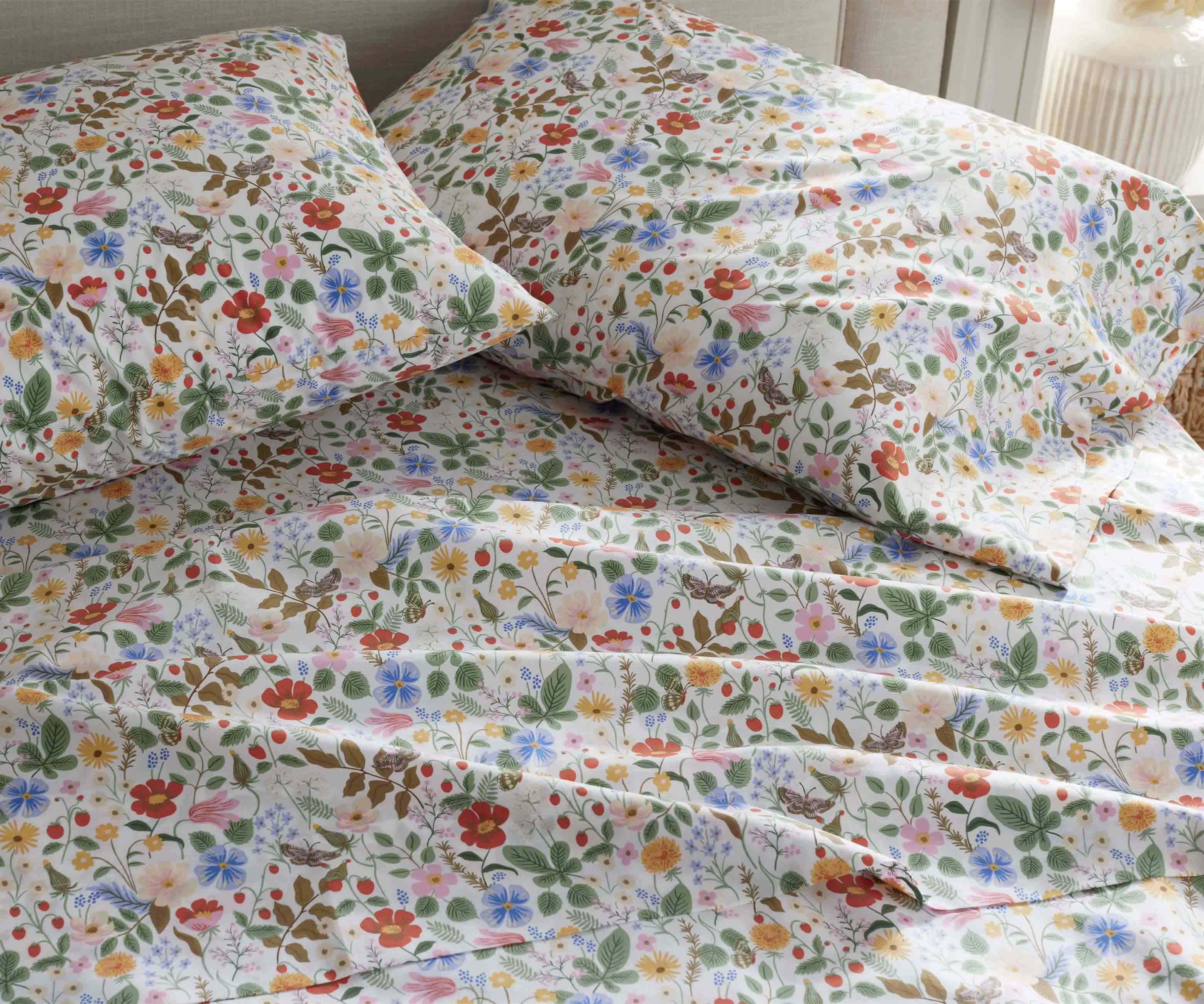 Percale Pillowcases - Strawberry Fields White