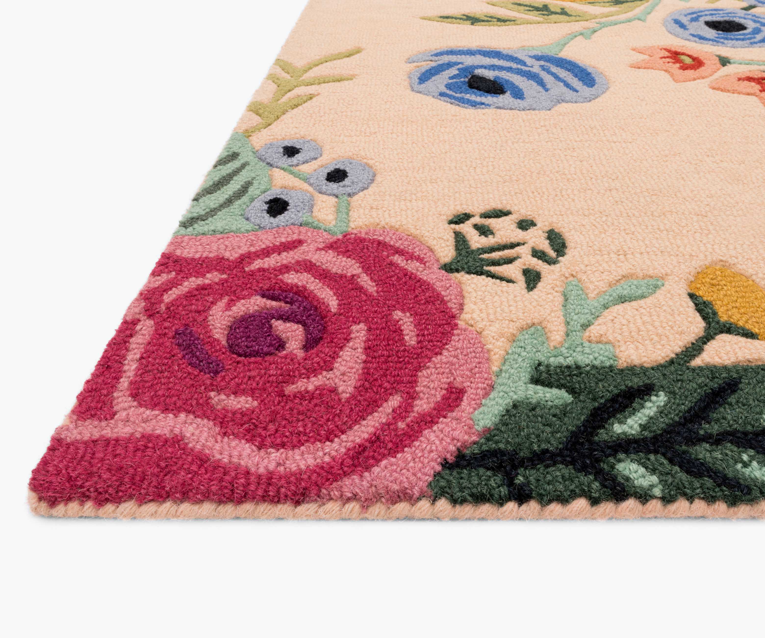 Les Fleurs Juliet Rose Bouquet Wool-Hooked Rug - Blush