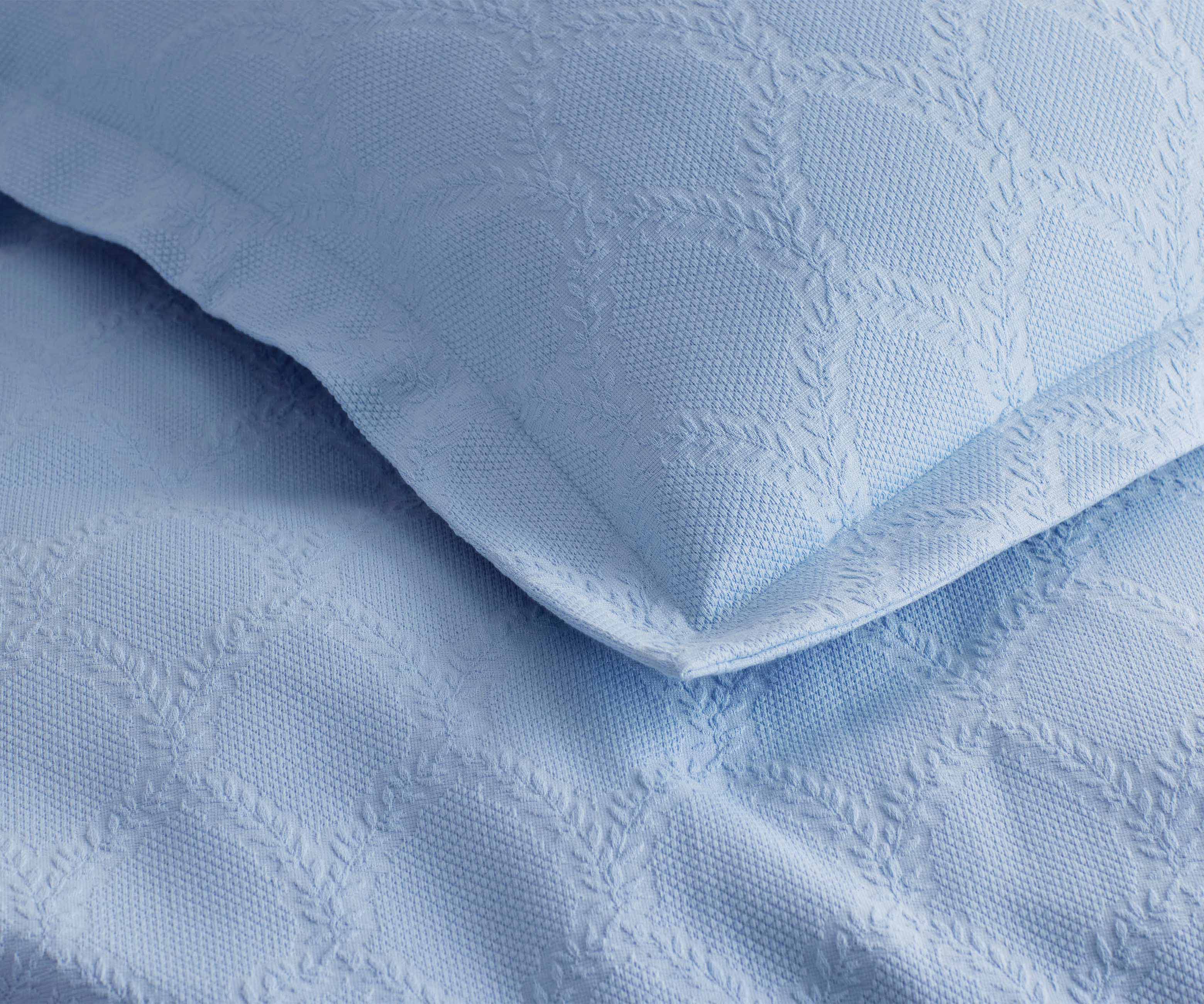 Matelassé Coverlet Sham - Laurel Blue