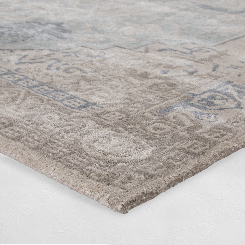 The Amal Medallion Tufted Wool Rug