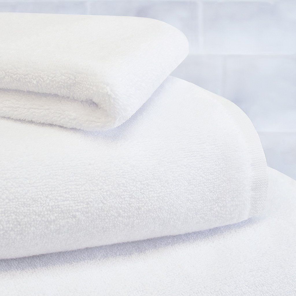 Plush White Towel Essentials Bundle (2 Wash + 2 Hand + 2 Bath Towels)