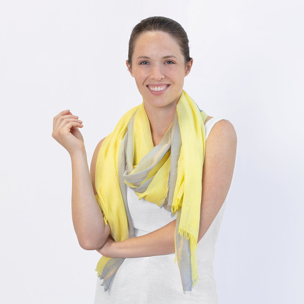 The Lightweight Gauze Scarf