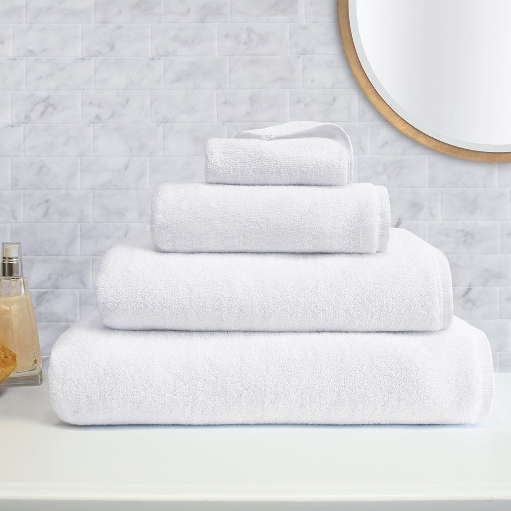 Plush White Towel Essentials Bundle (2 Wash + 2 Hand + 2 Bath Towels)