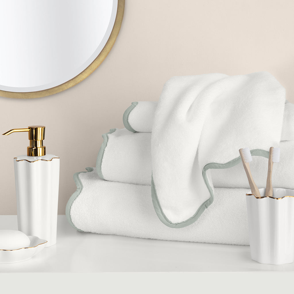 The Gold Scalloped Porcelain Bath Accessories