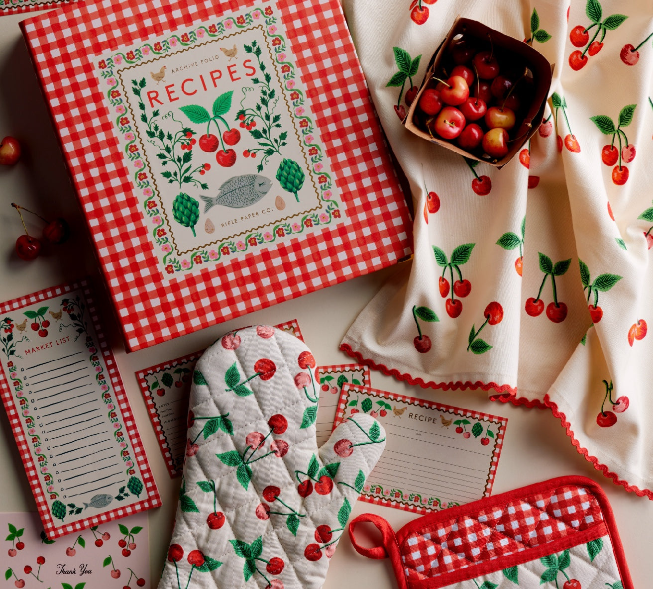 Oven Mitt and Pot Holder Set - Cherries