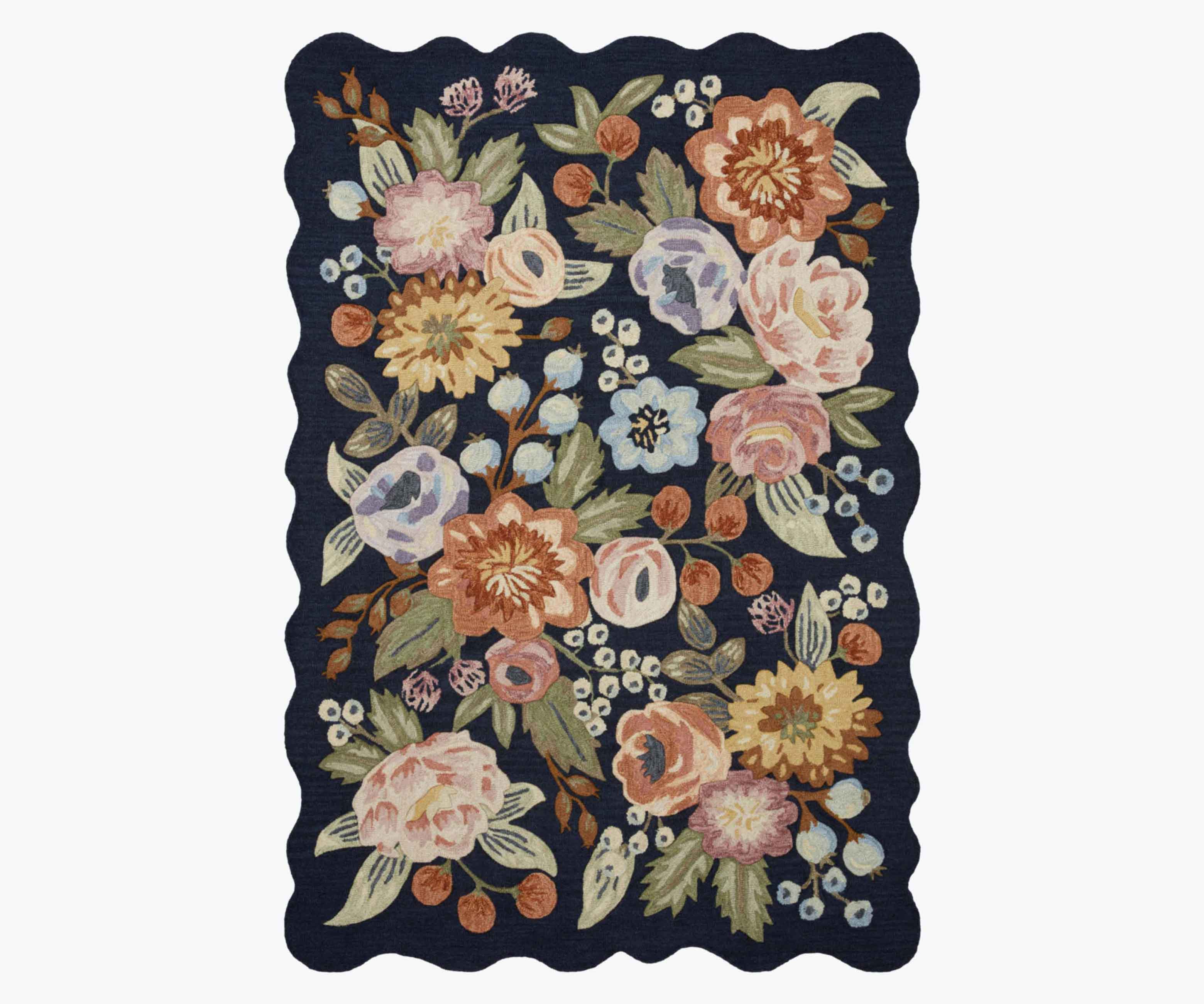 Vintage Blossoms Wool-Hooked Rug - Navy