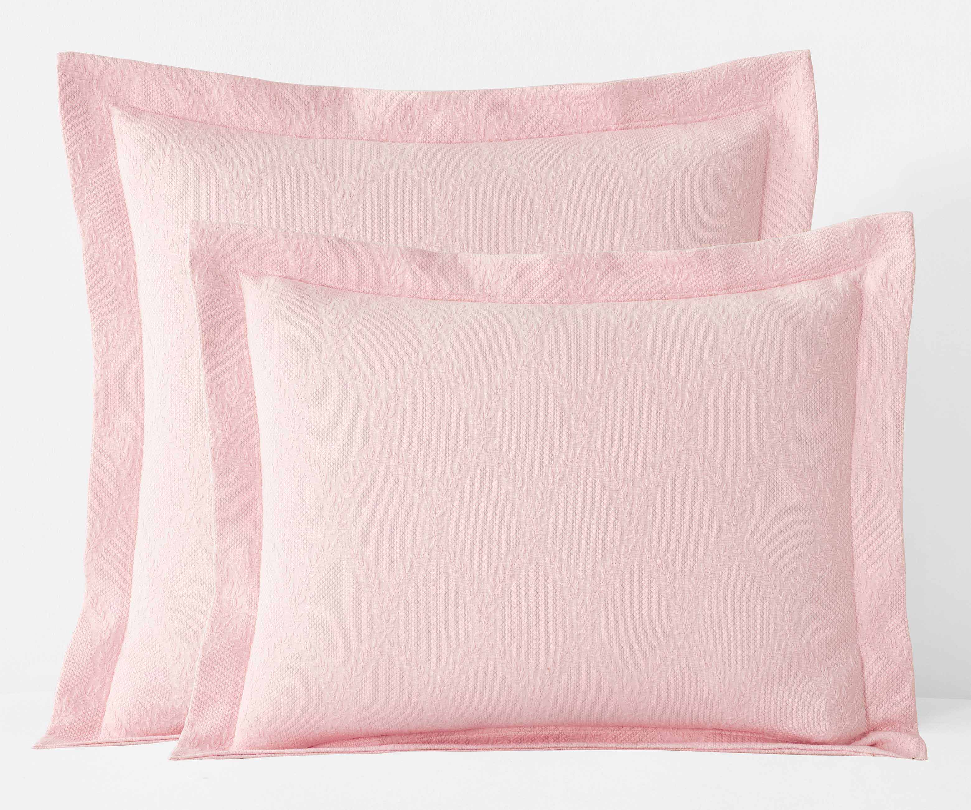 Matelassé Coverlet Sham - Laurel Soft Pink