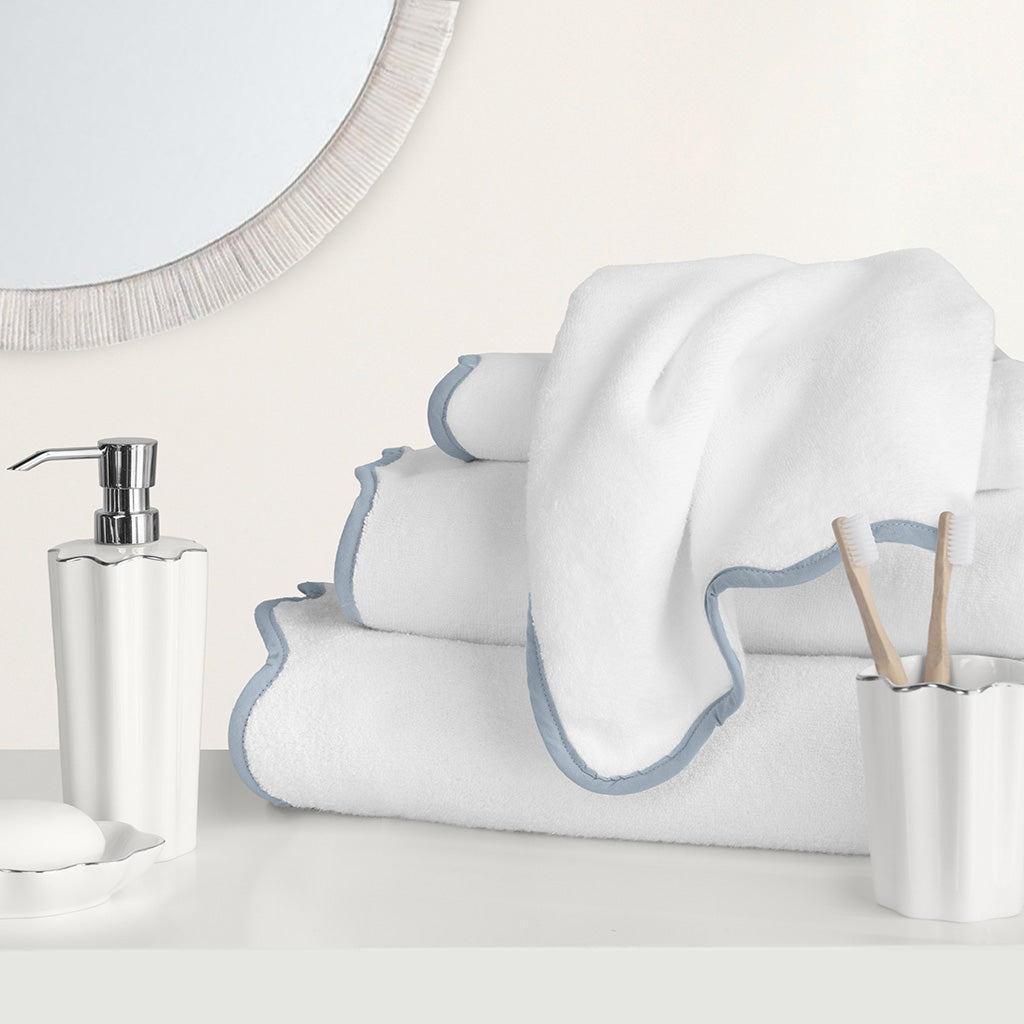 Blue Scalloped Plush White Towel Essentials Bundle (2 Wash + 2 Hand + 2 Bath Towels)