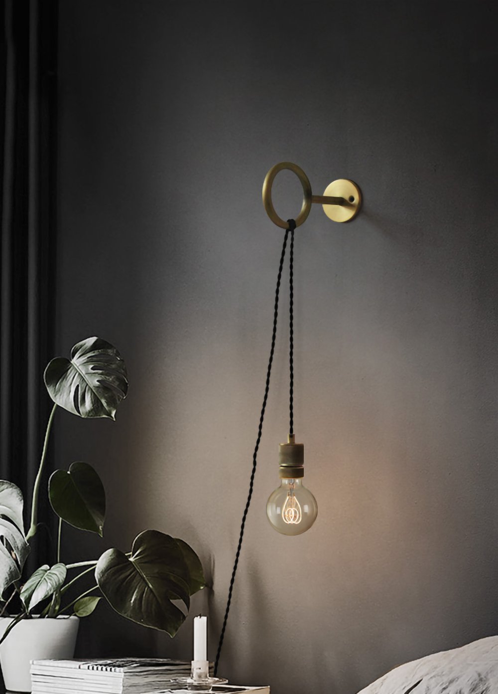 Loop Minimalist Wall Light