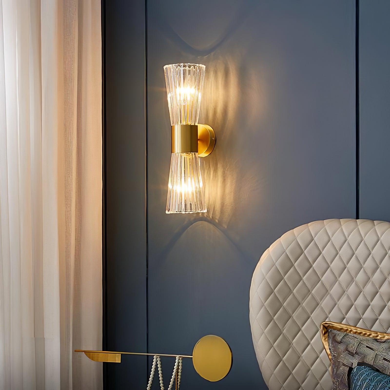 Vesta Wall Lamp