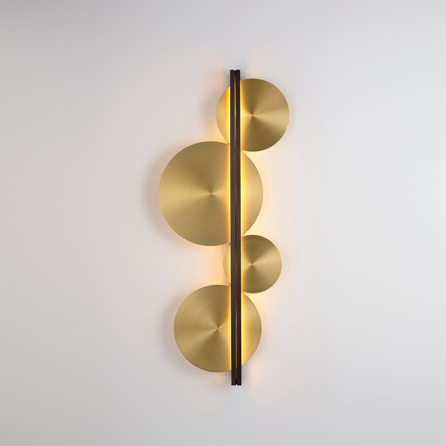 Strate Wall Lamp