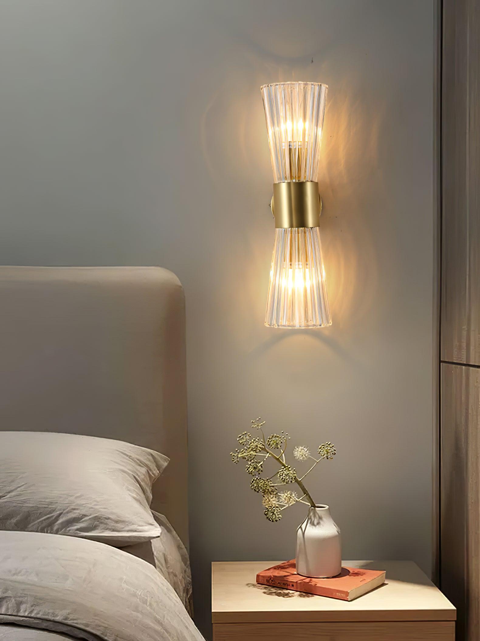 Vesta Wall Lamp