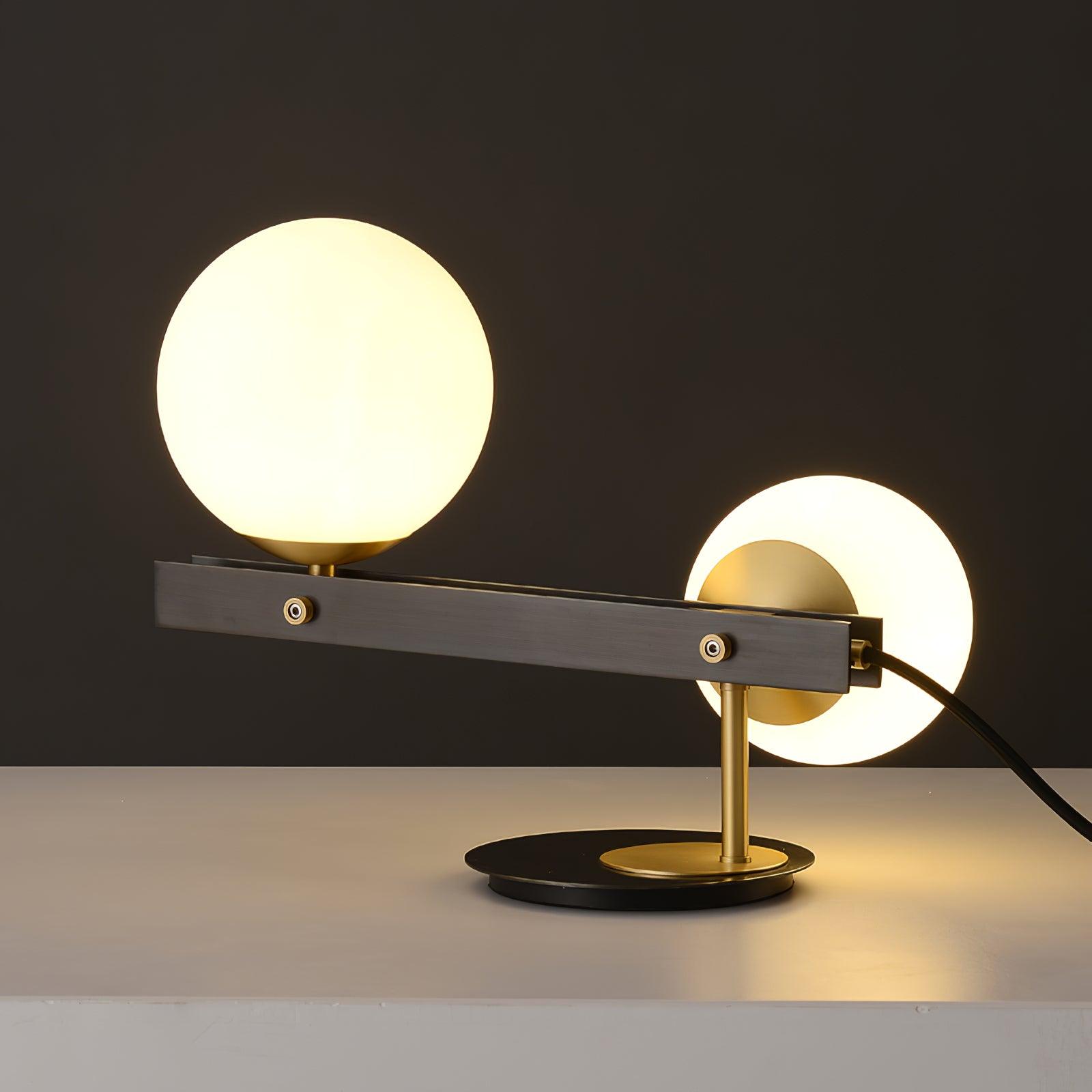 Planeta Table Lamp