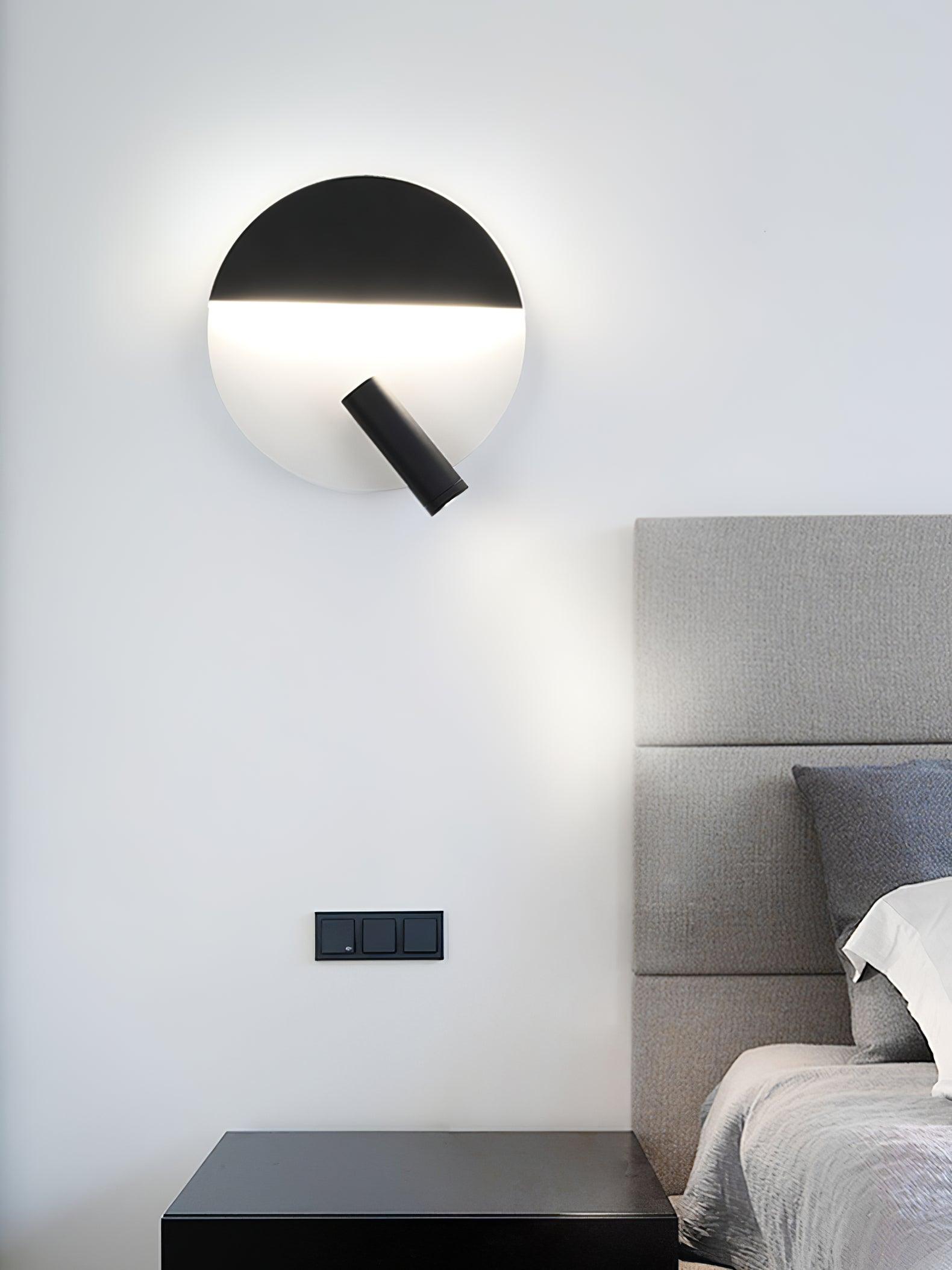 Kneeland Rotatable Wall Lamp