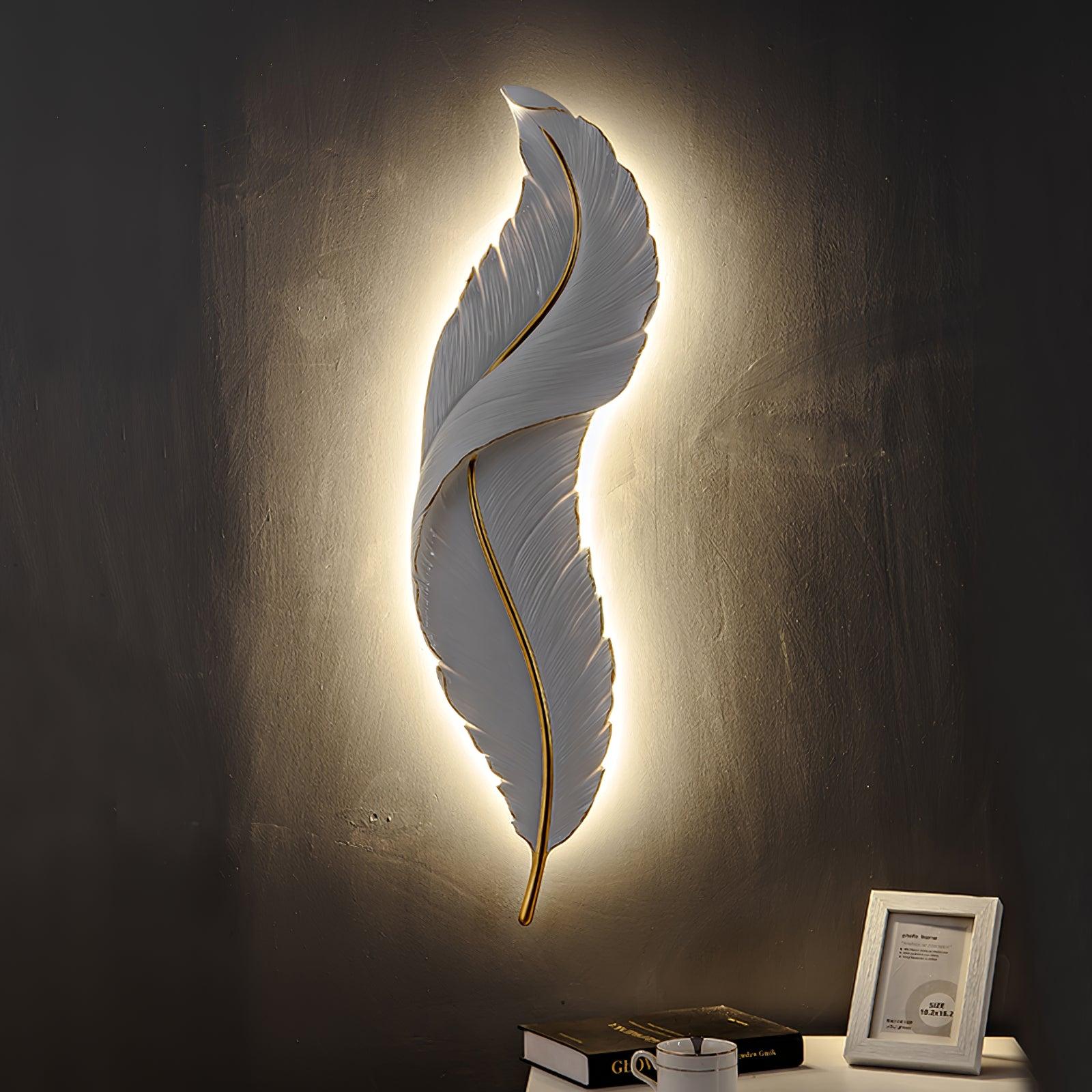 Feather Wall Lamp