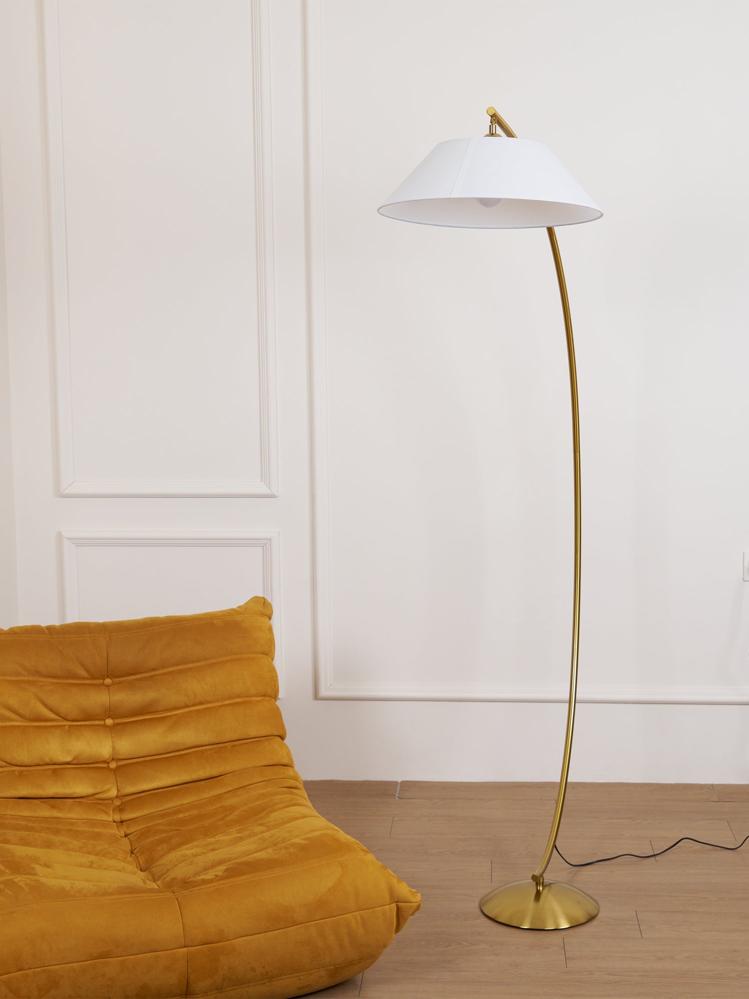 Circo Floor Lamp