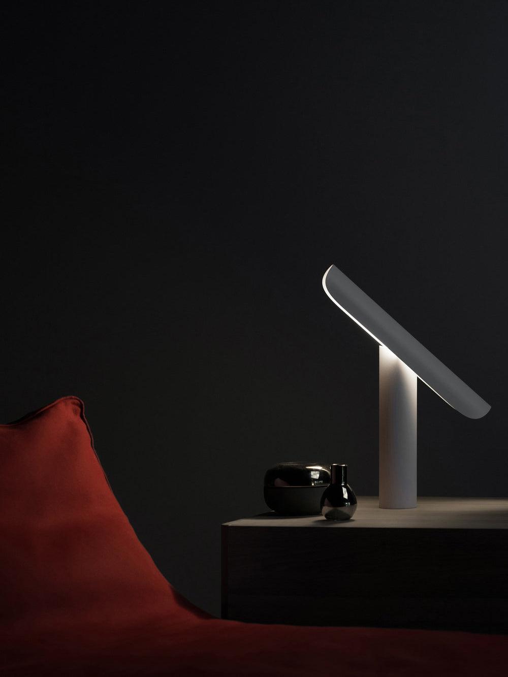 T-Table Lamp