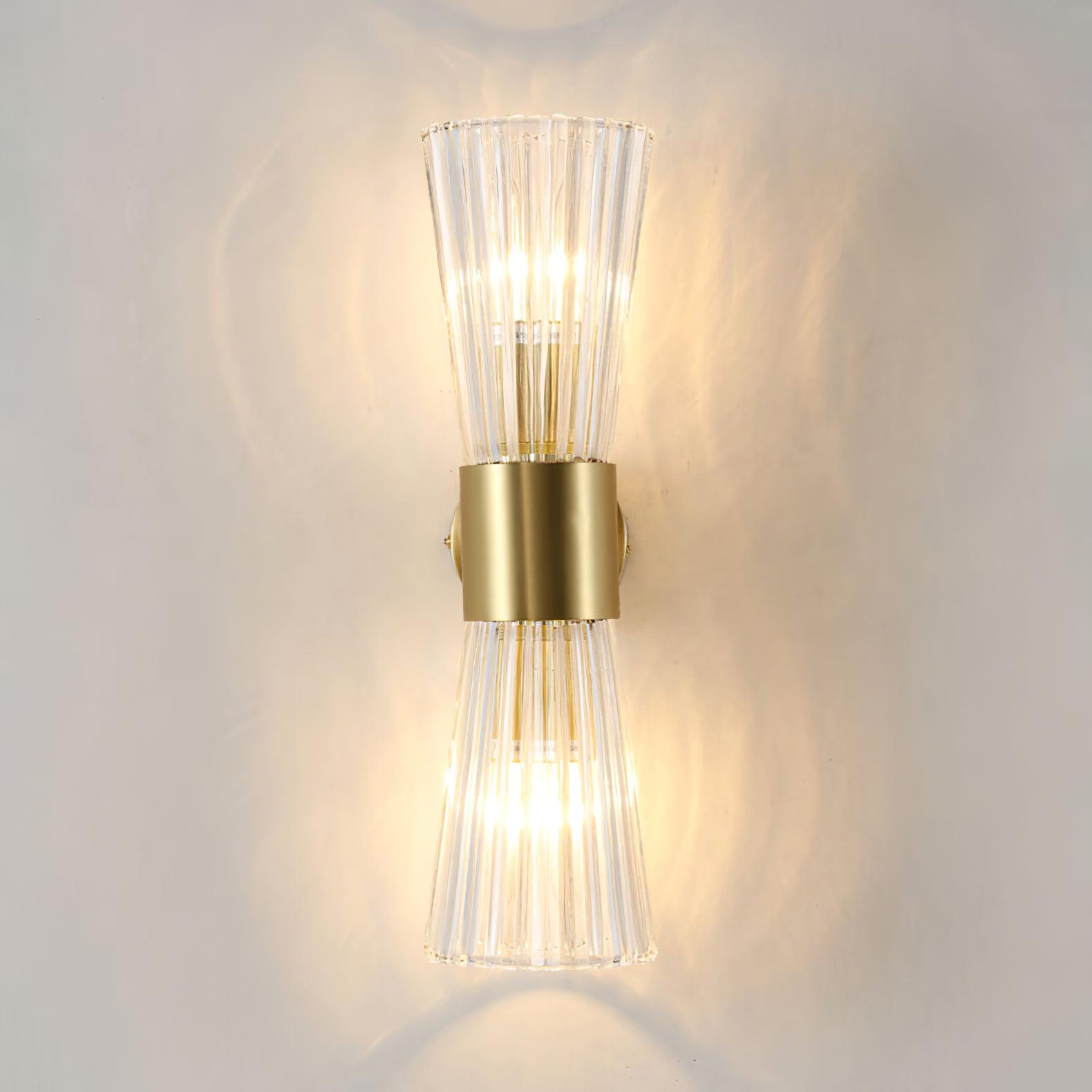 Vesta Wall Lamp