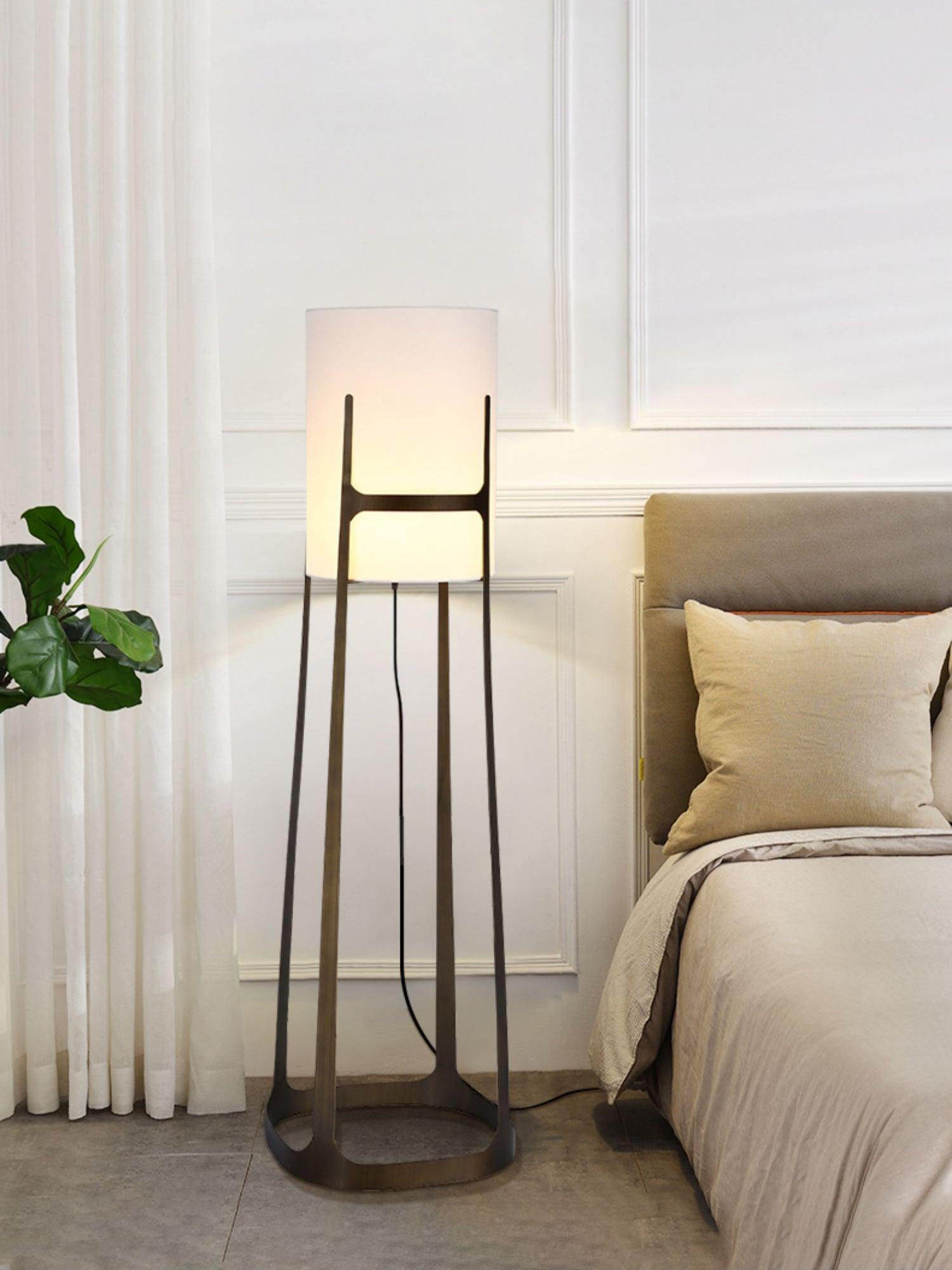 X+L 04 Floor Lamp