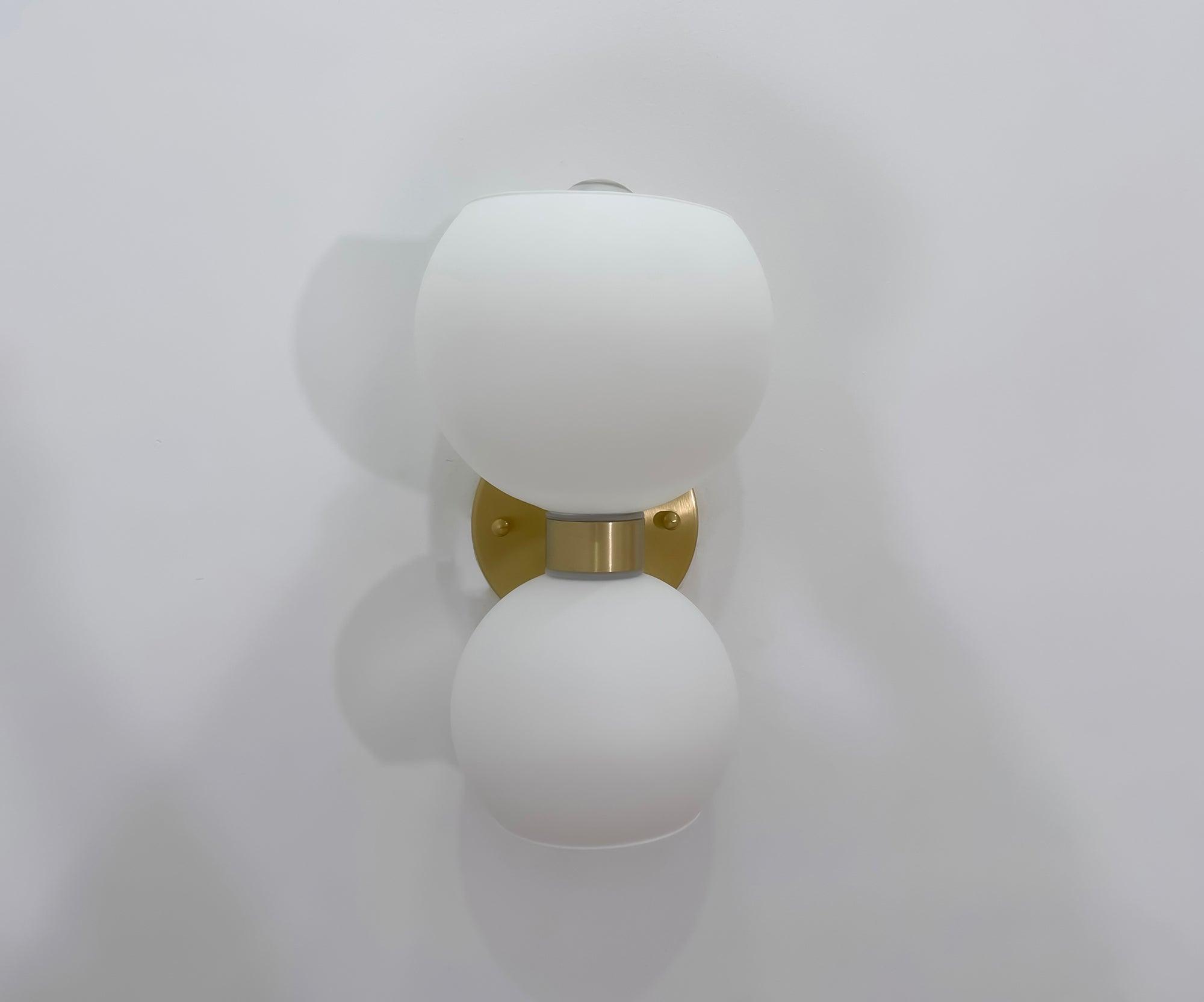 Round Pearl Sconce