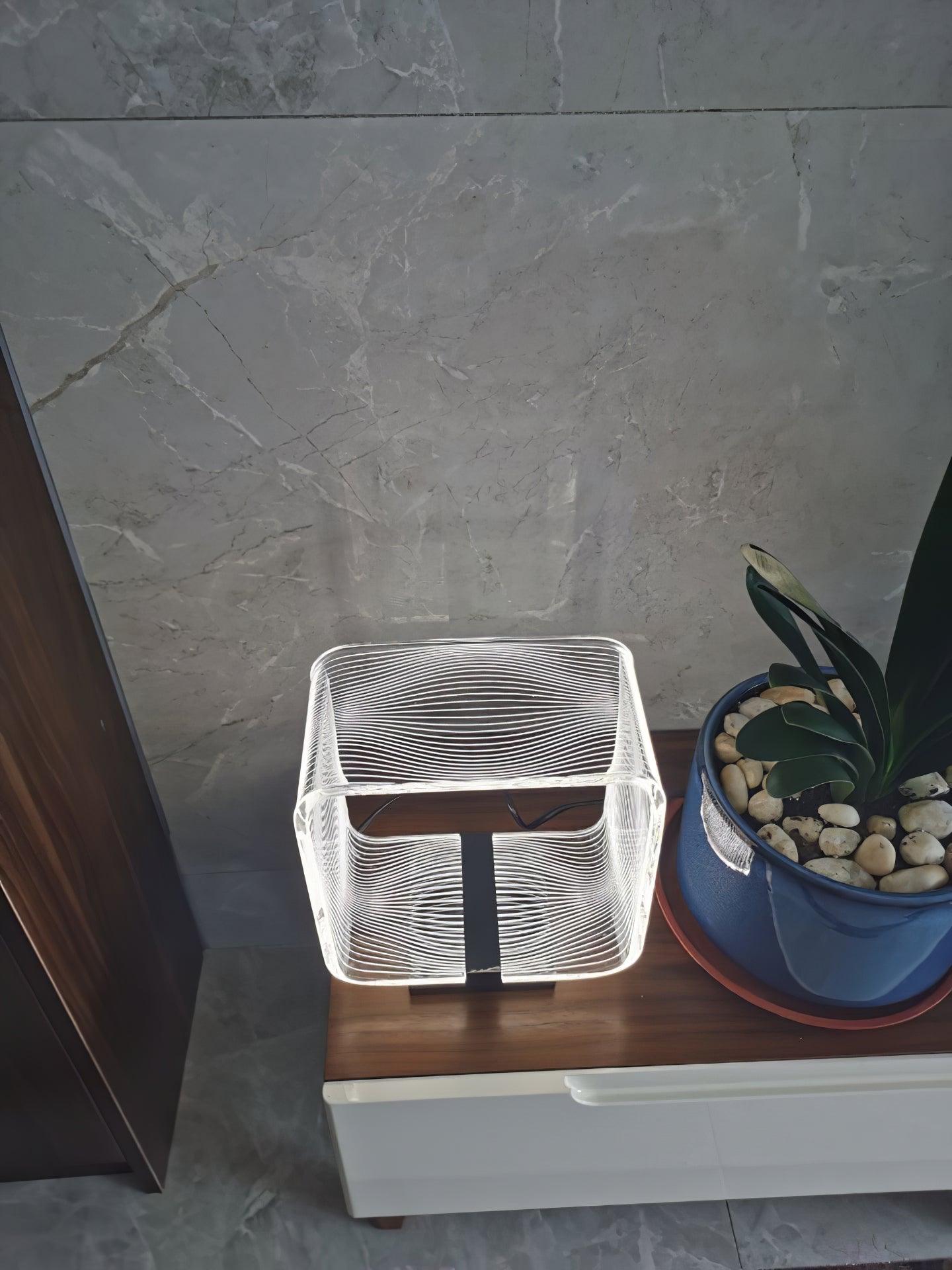 Wire Cube Table Lamp