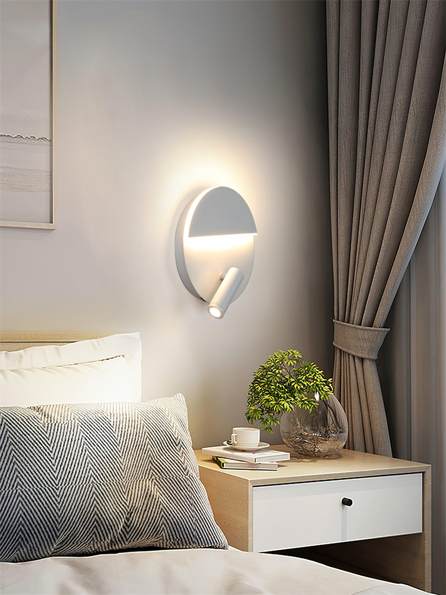 Kneeland Rotatable Wall Lamp