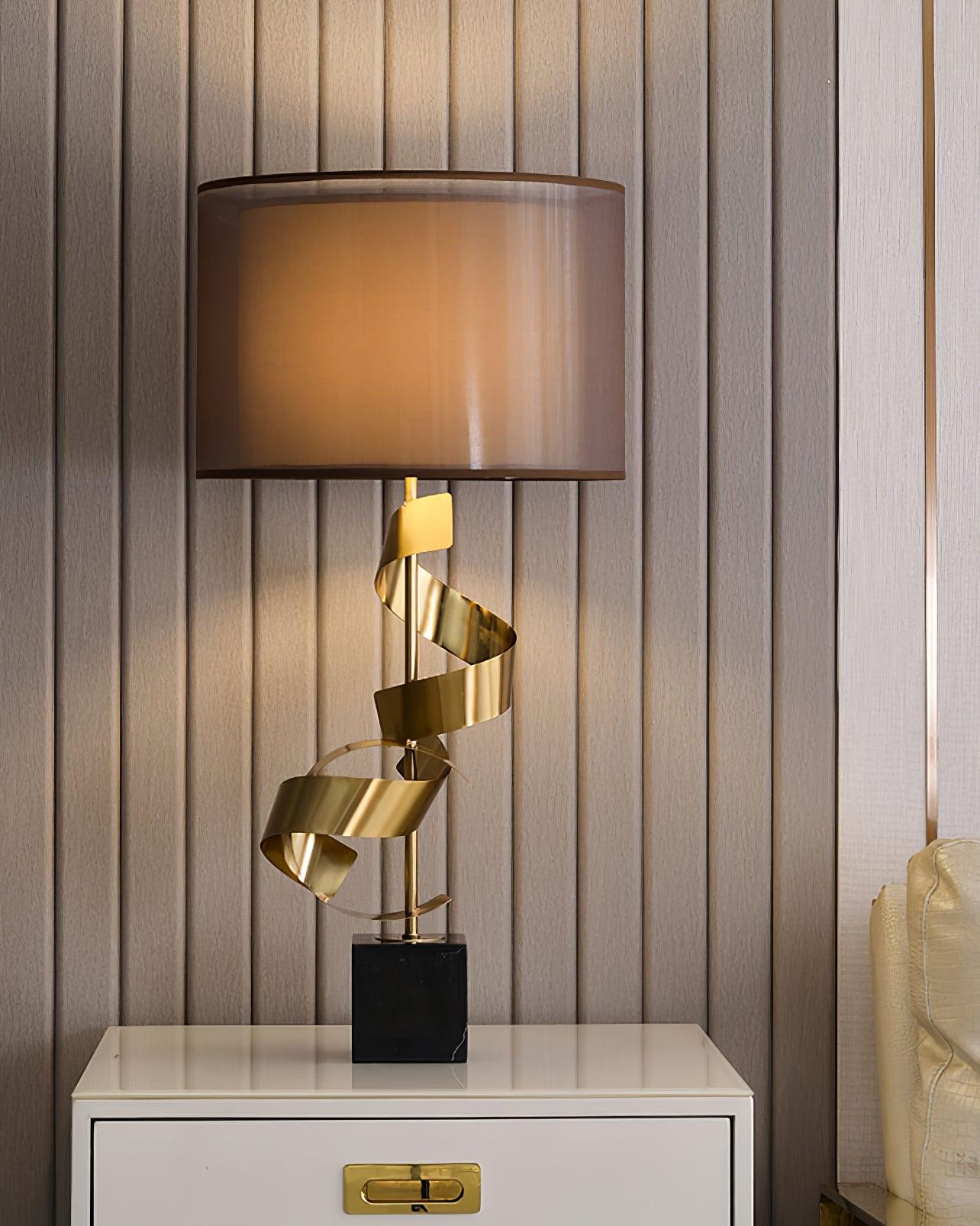 Vero Table Lamp