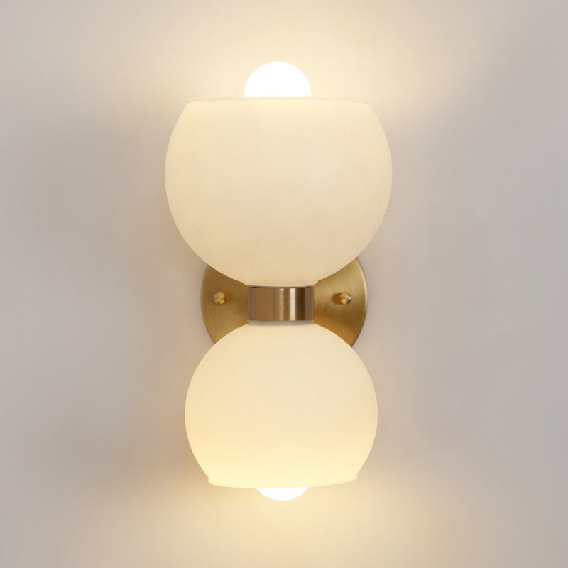 Round Pearl Sconce