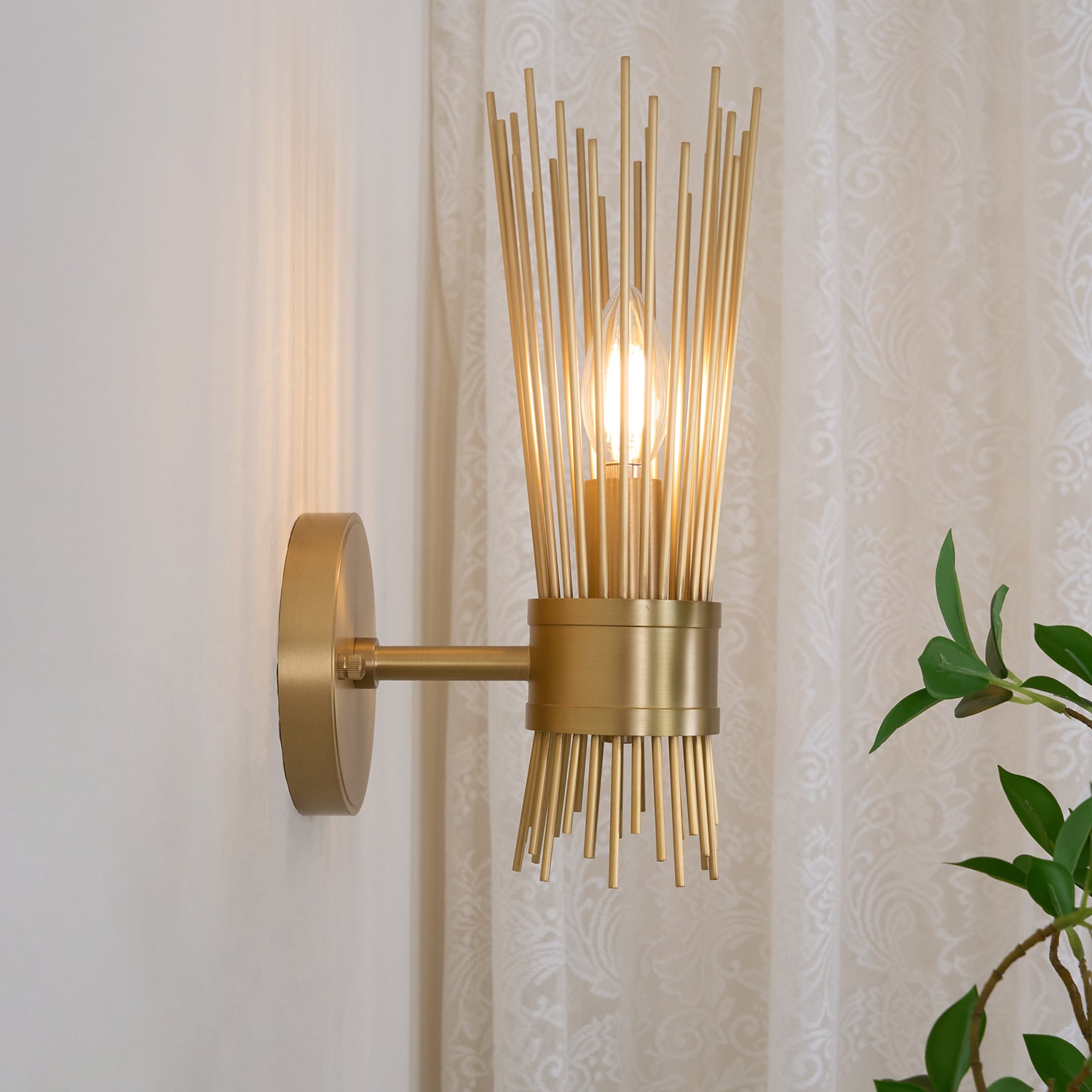 Jovenko Candle Wall Light