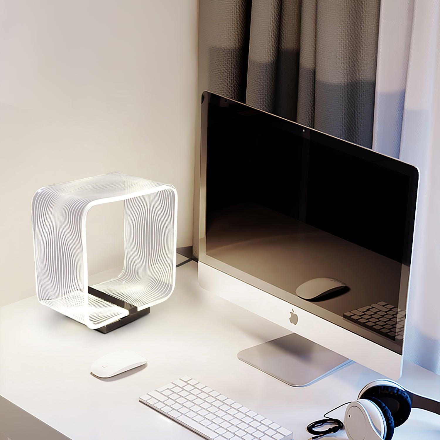 Wire Cube Table Lamp