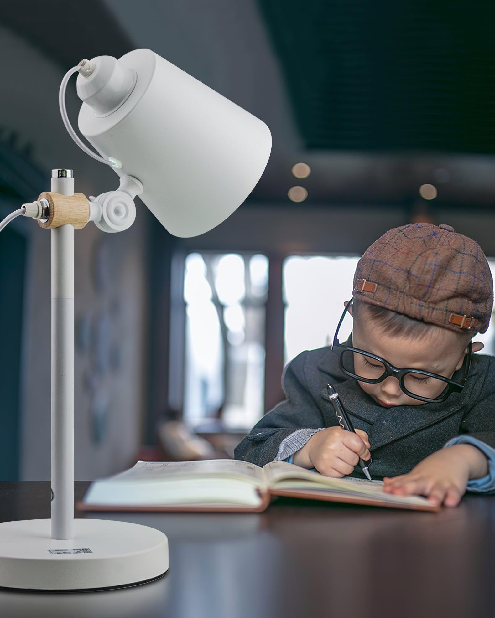 Scantling Desk Lamp