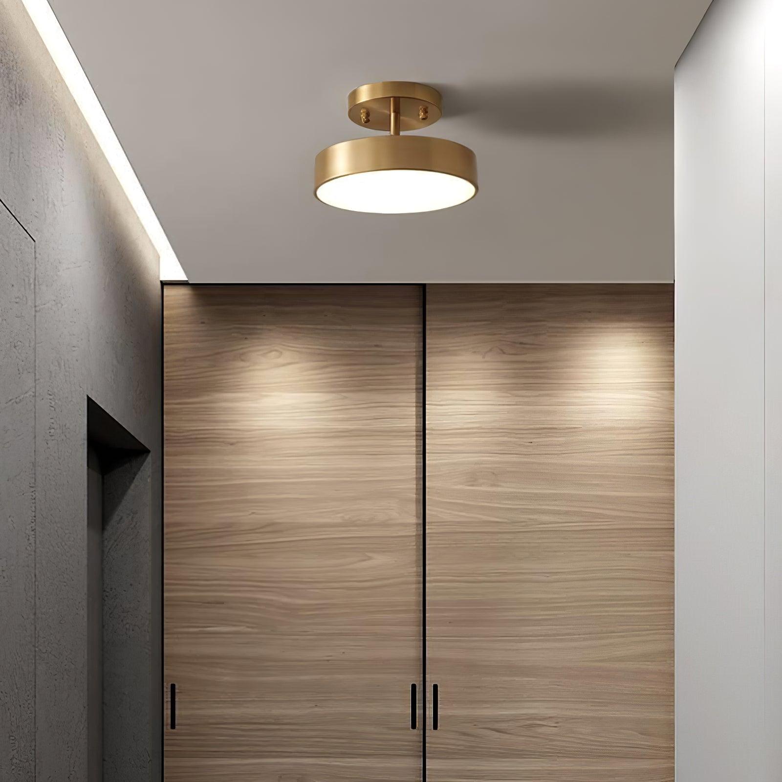 Hero Rotating Ceiling Lamp