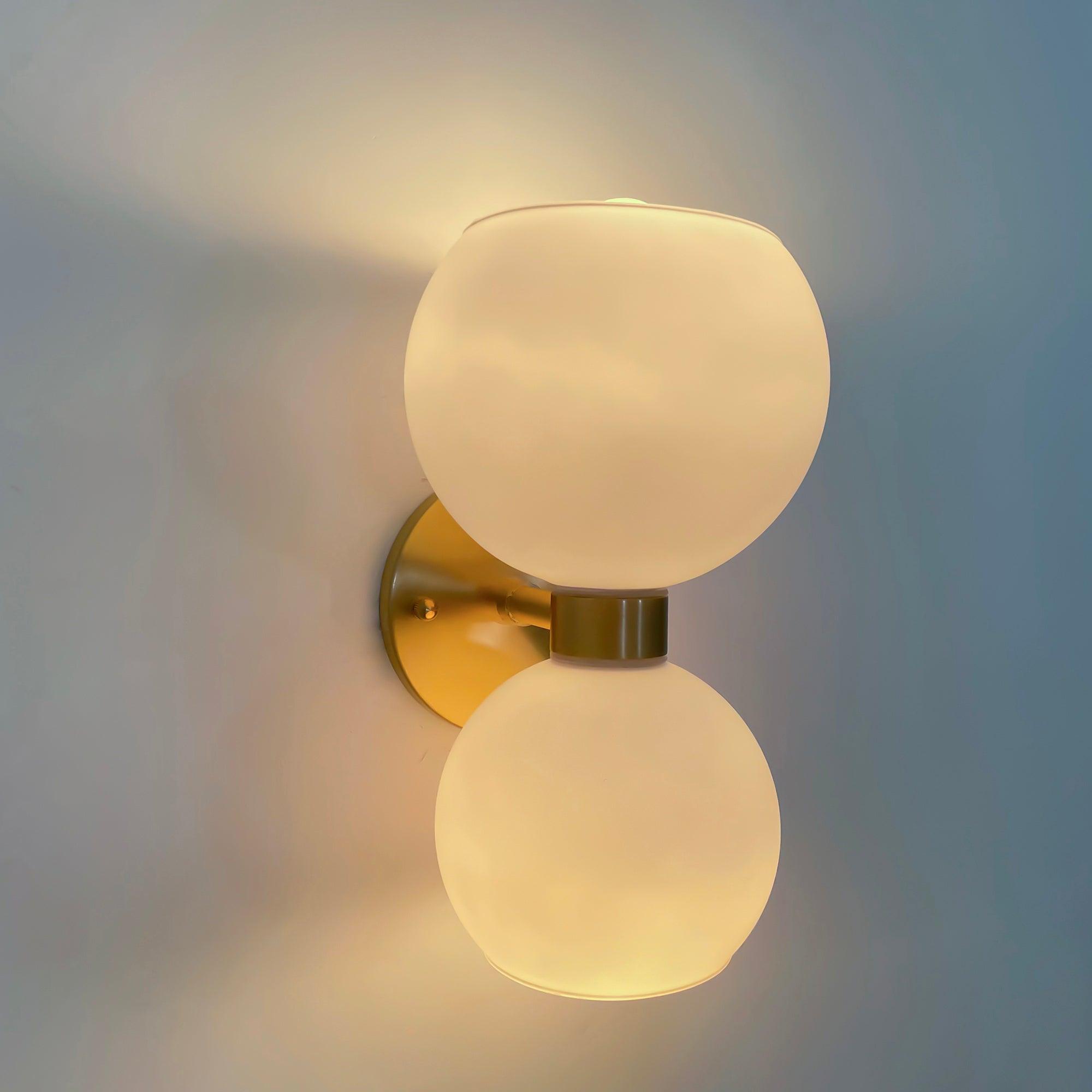 Round Pearl Sconce