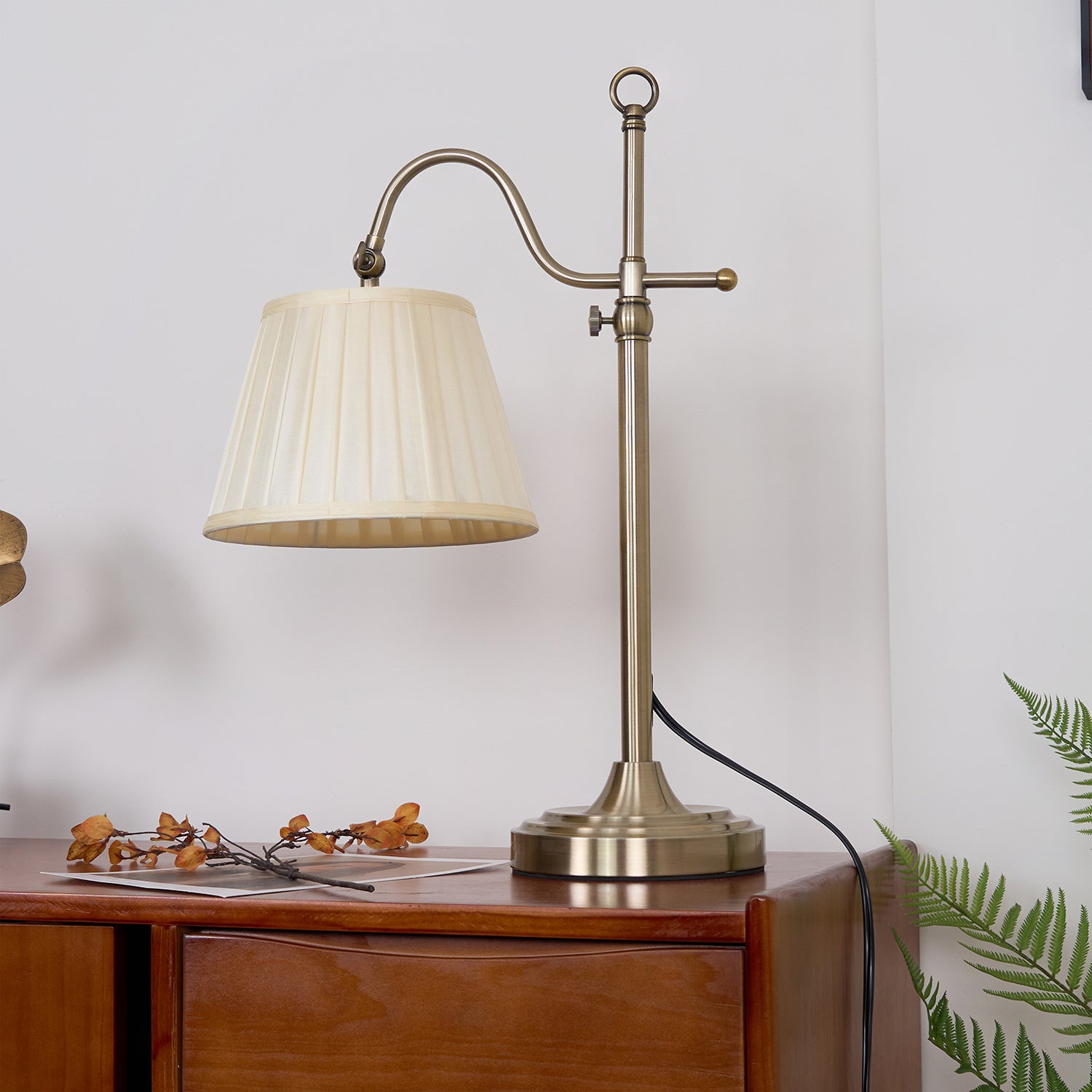 Suffolk Table Lamp