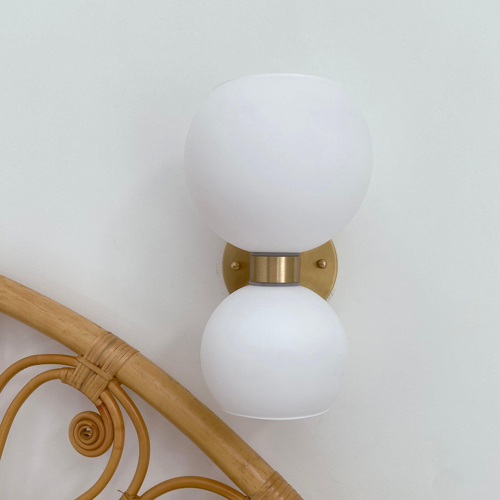 Round Pearl Sconce