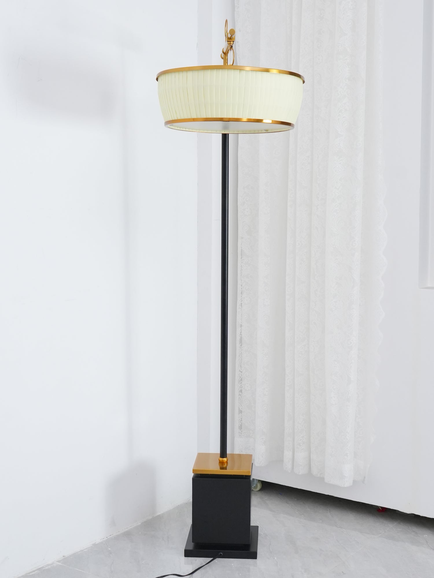 Hejun Fabric Floor Lamp