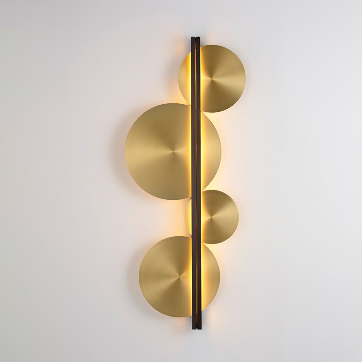 Strate Wall Lamp