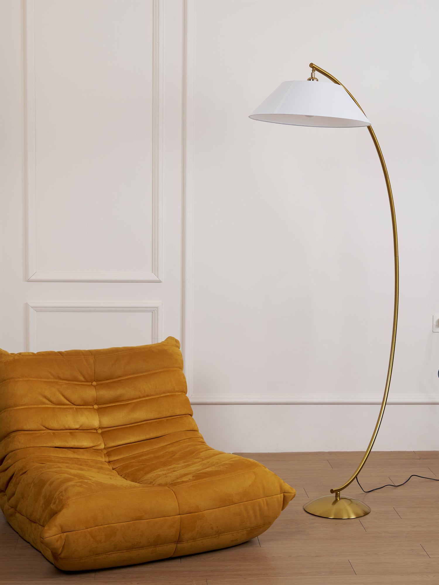 Circo Floor Lamp