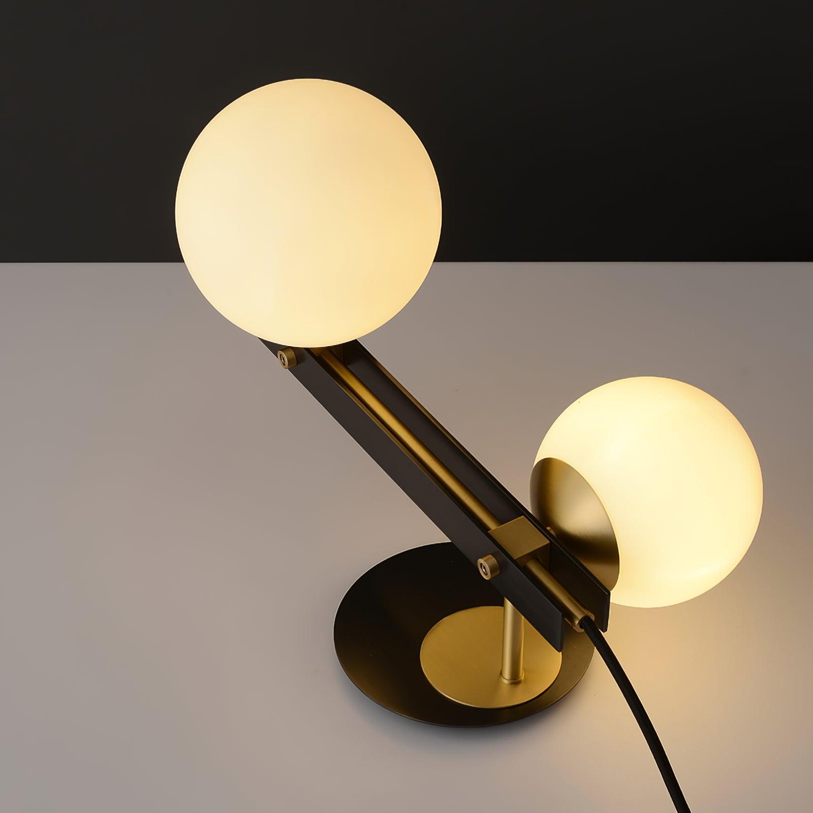 Planeta Table Lamp