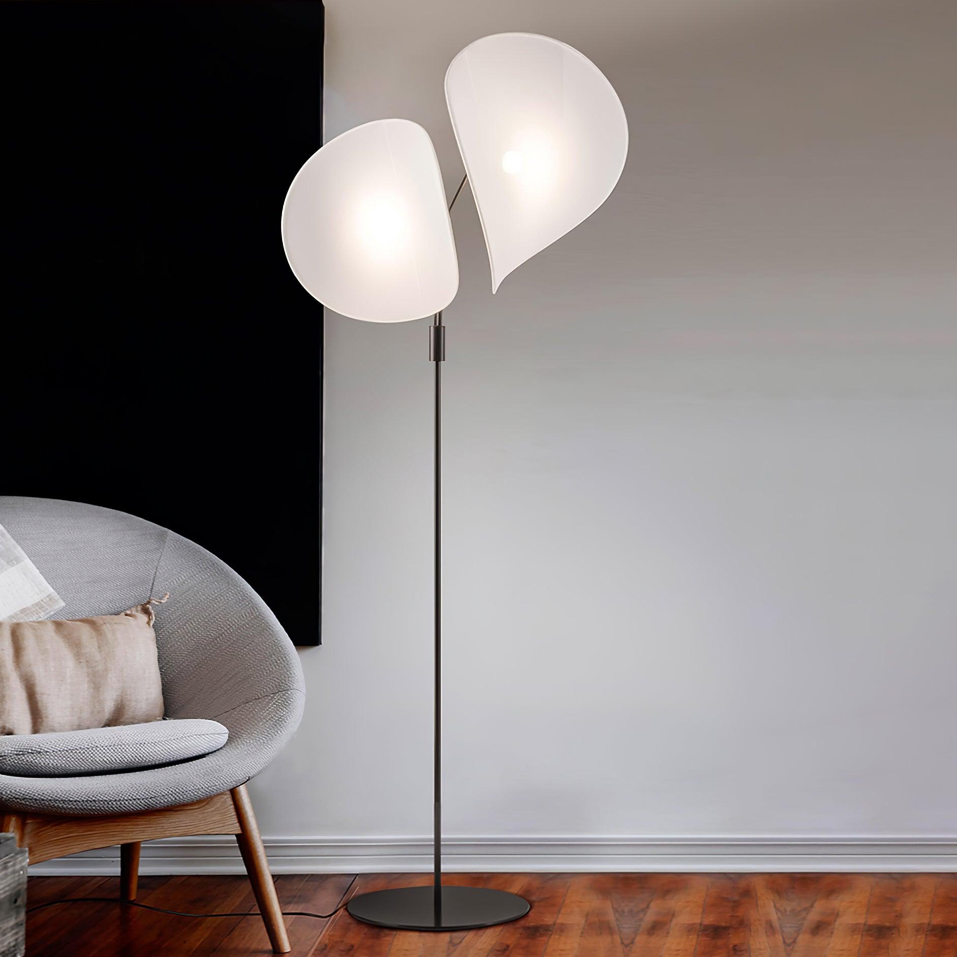 Manta Floor Lamp