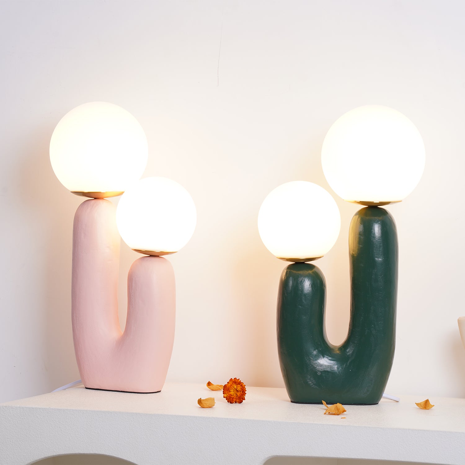 Oo Rough Table Lamp