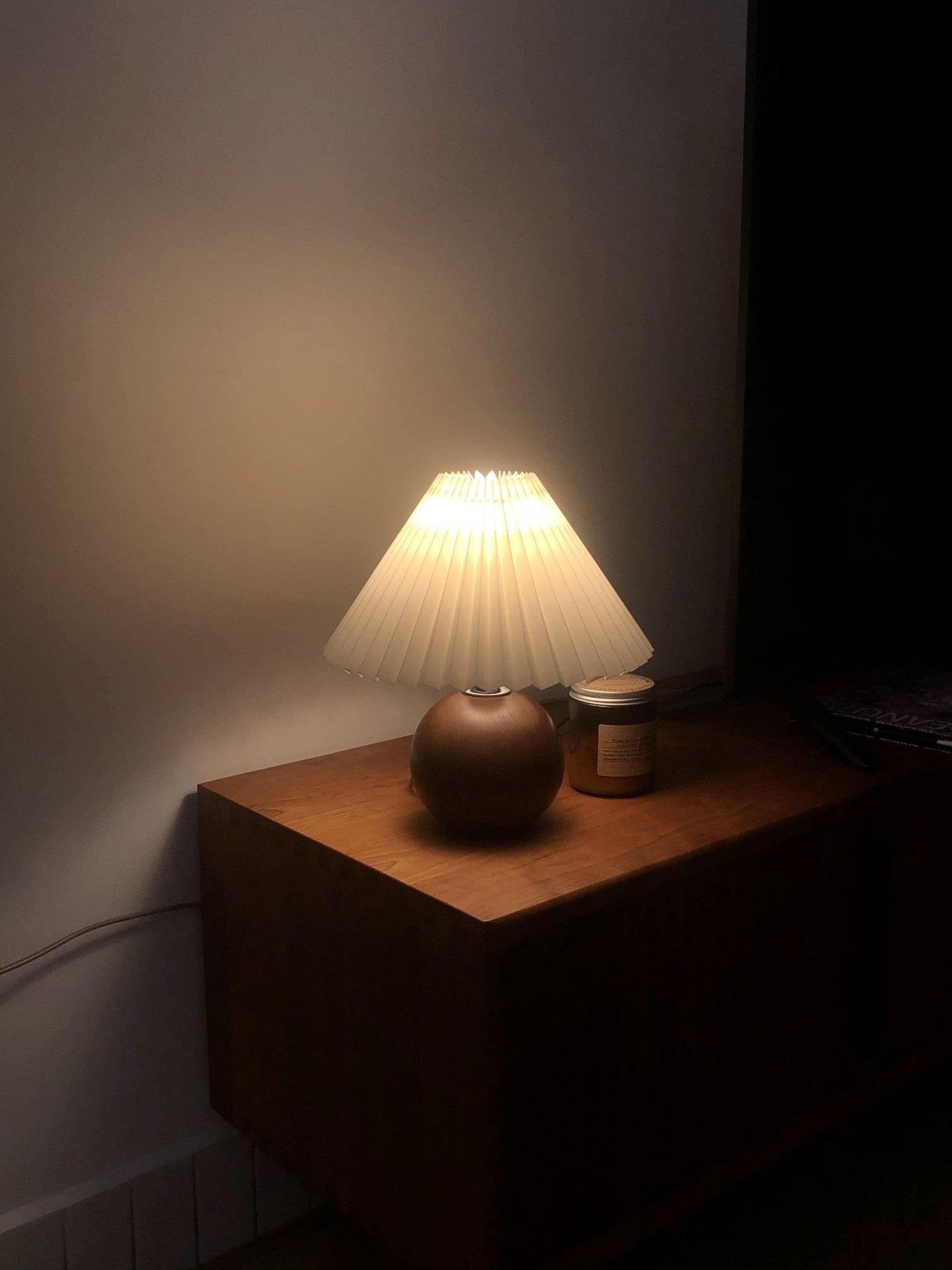 Wooden Pleated Table Lamp