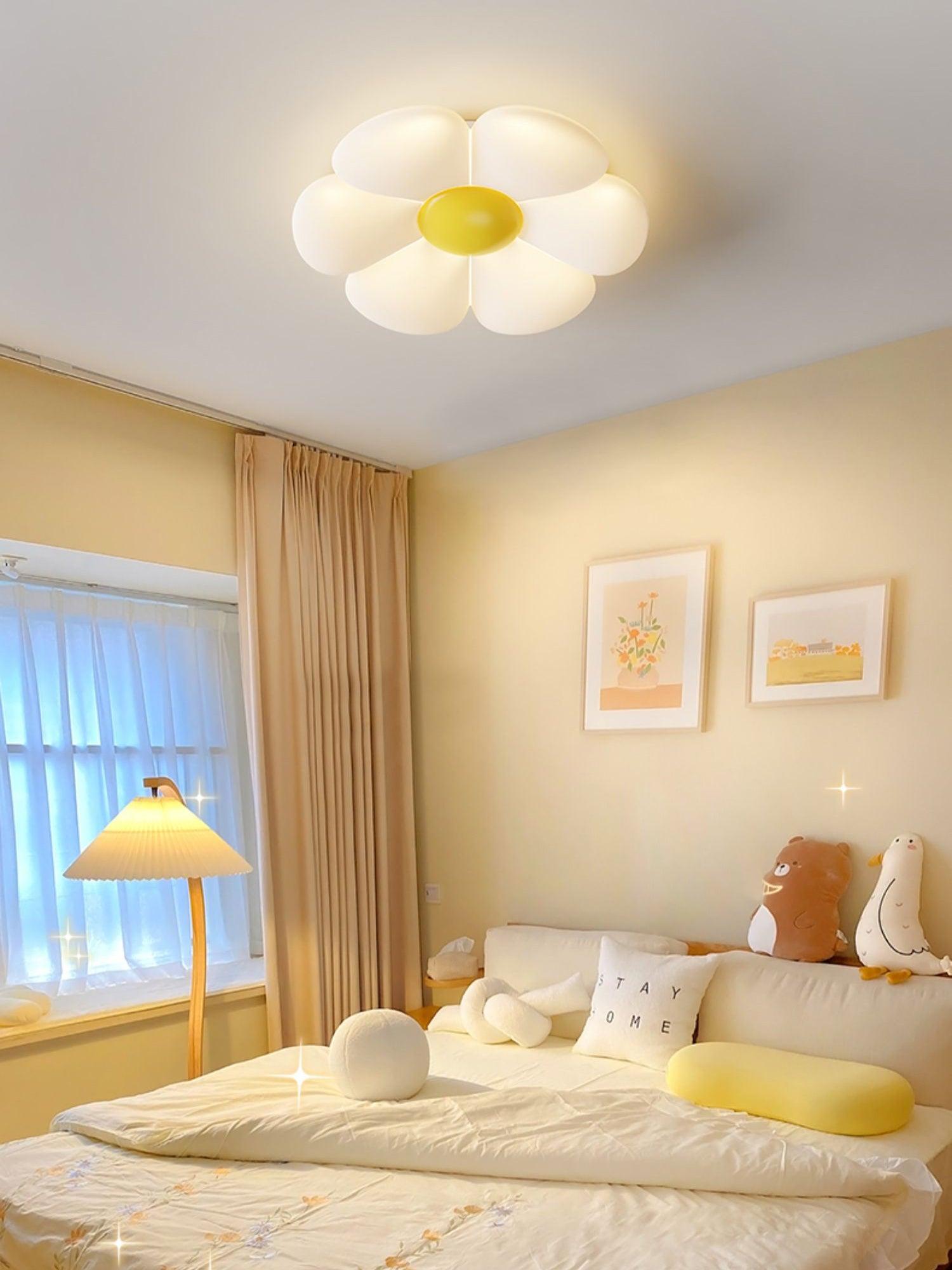 Six-leaf Flower Kids Room Ceiling Lamp