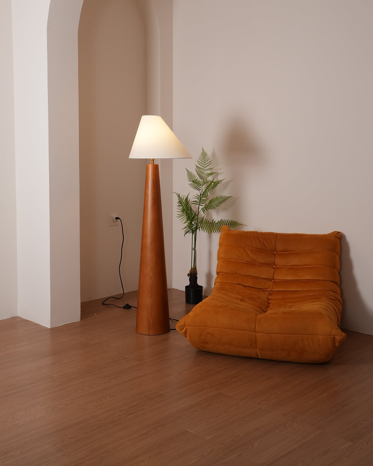 Alvin Floor Lamp