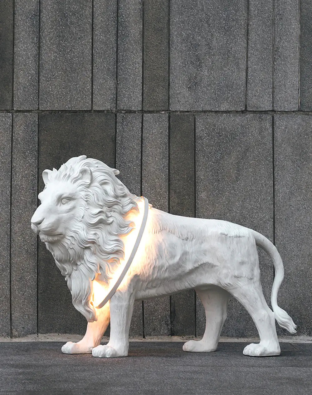 Leo Lion Sculpture Floor Lamp