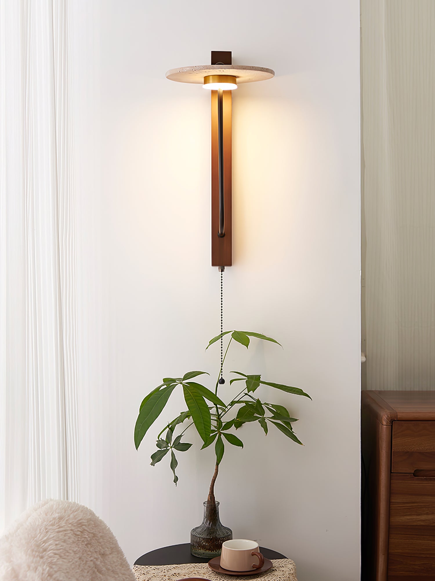 Aura Arm Wall Lamp