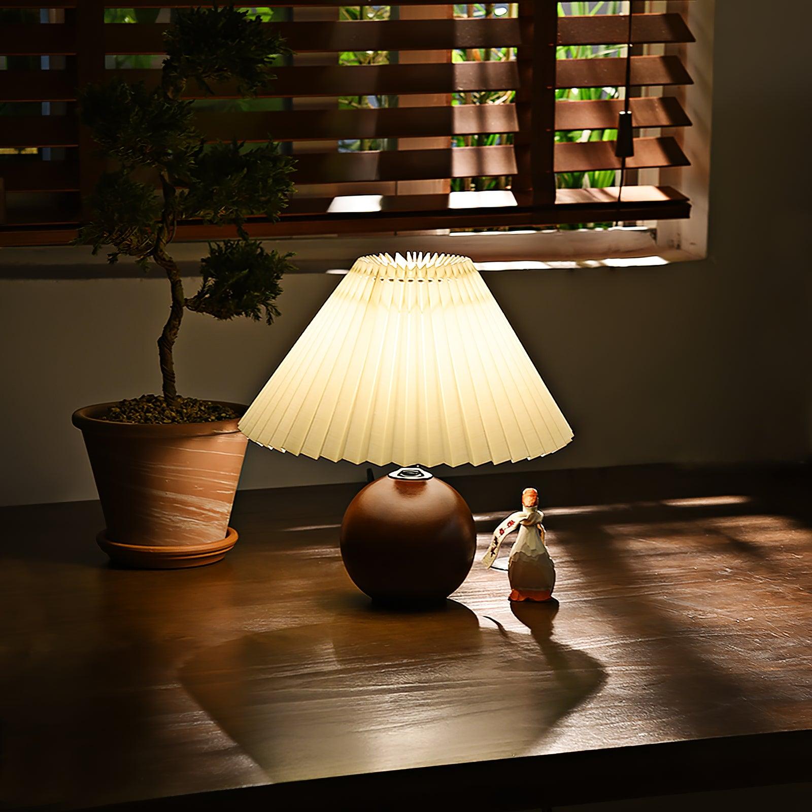 Wooden Pleated Table Lamp