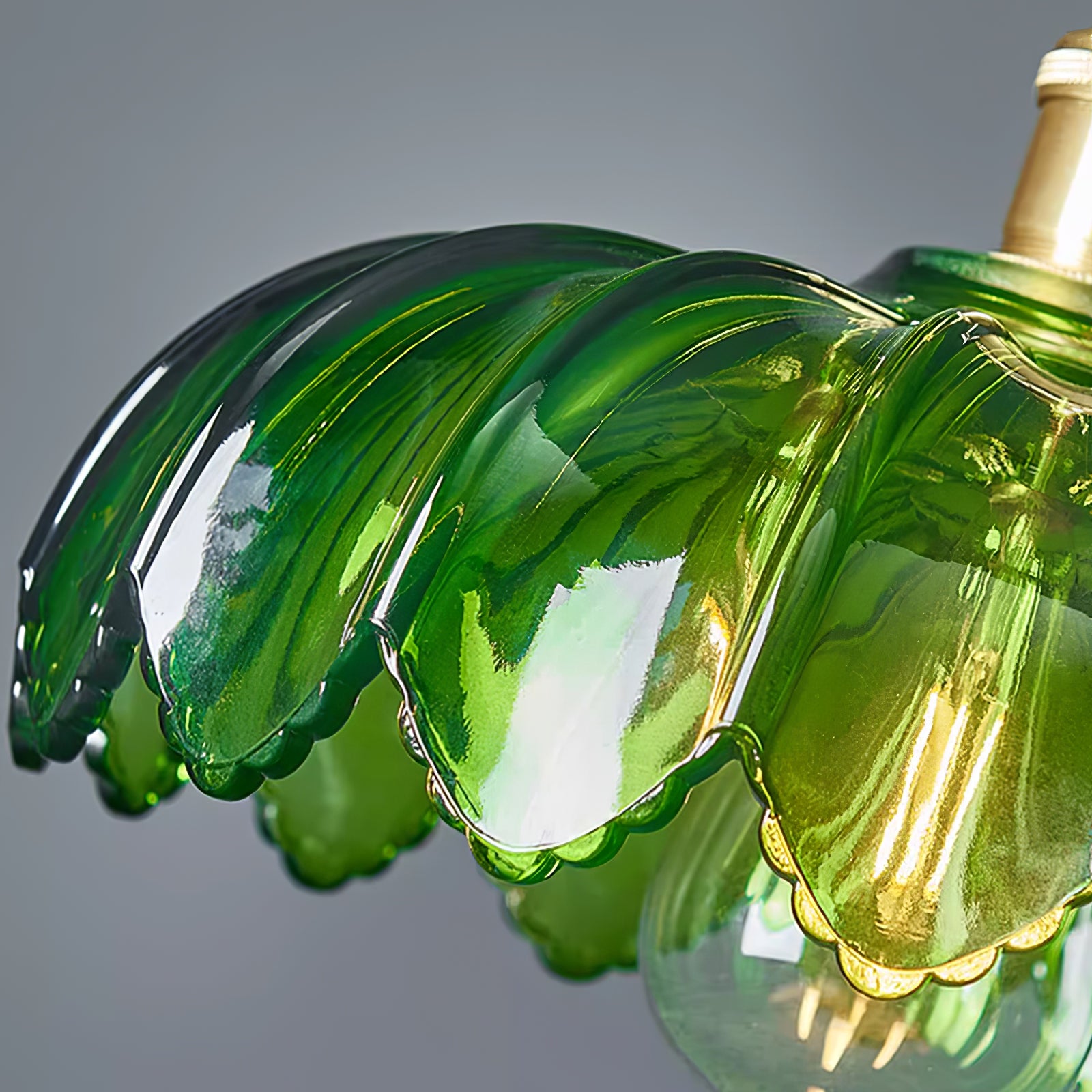 Lila Petal Pendant Lamp