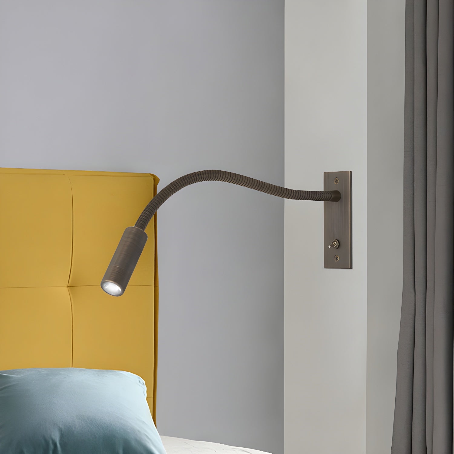 Flexible Gooseneck Wall Lamp